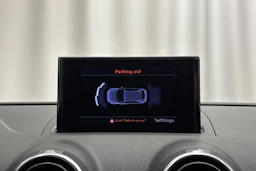 punainen Audi A3 2014 kuva 17.