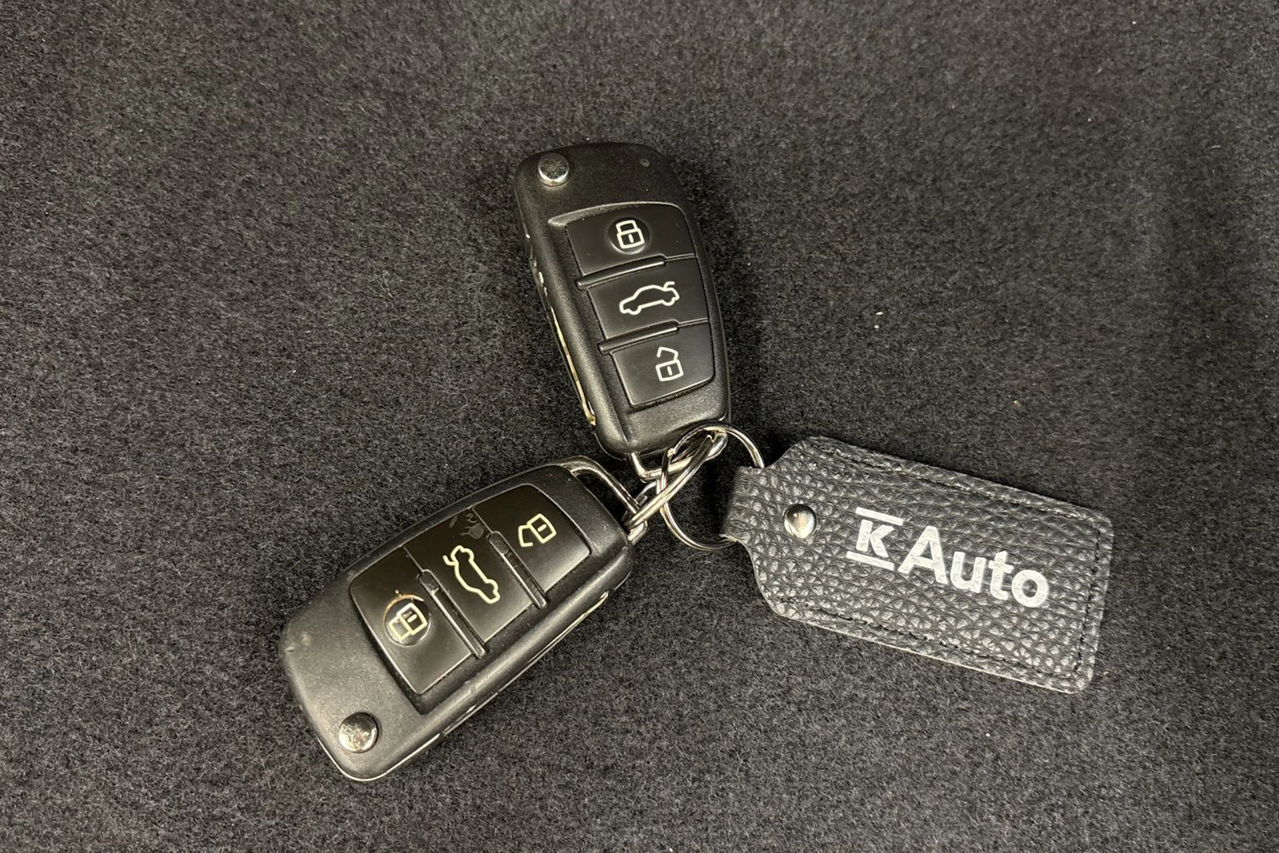 punainen Audi A3 2014 kuva 22.