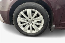 Punainen Audi A3 2014 kuva 9.