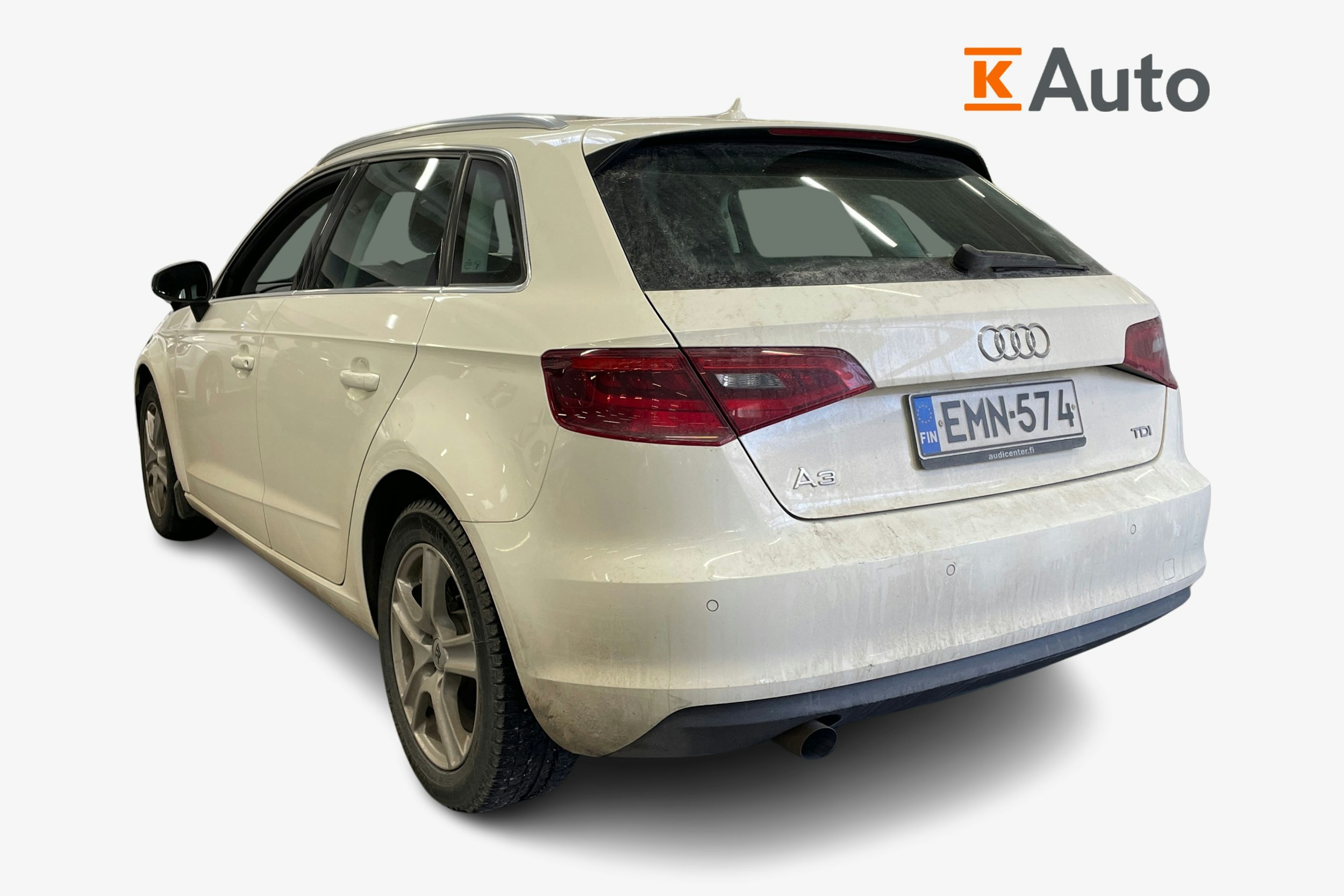 Valkoinen Audi A3 2014 kuva 2.