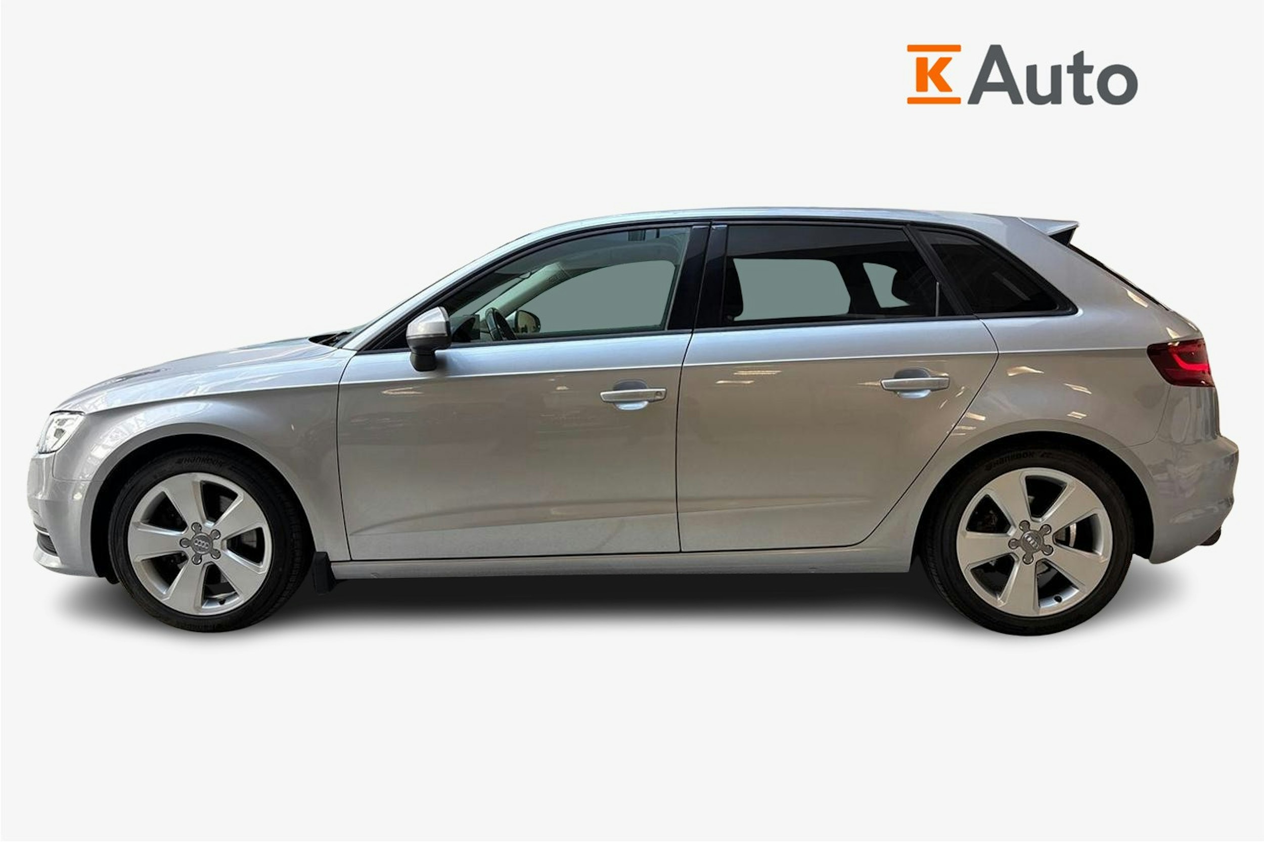 hopea Audi A3 2015 kuva 6.