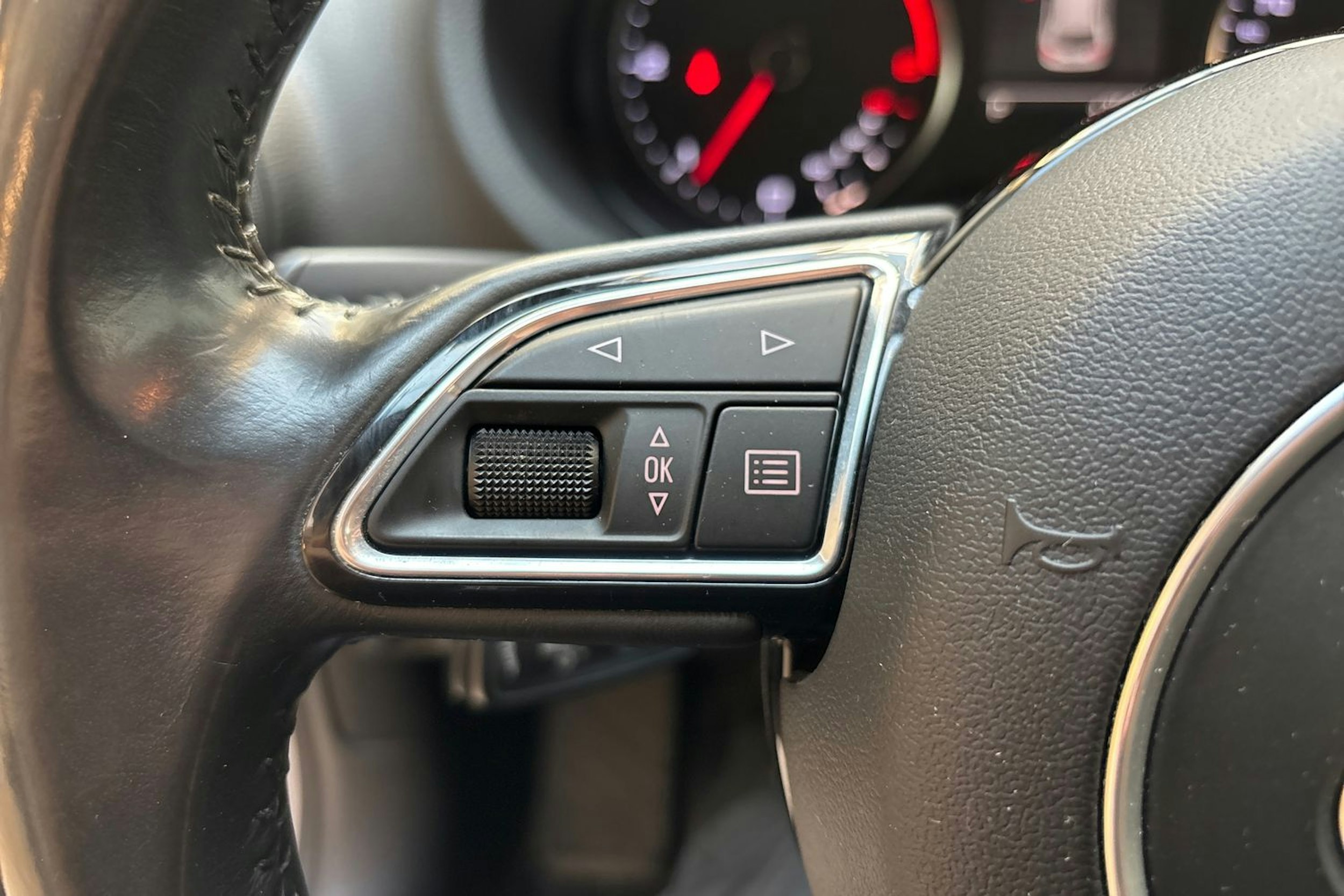 hopea Audi A3 2015 kuva 19.