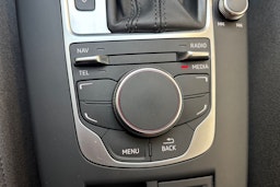 hopea Audi A3 2015 kuva 23.