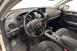 valkoinen Audi A3 2014 kuva 3.