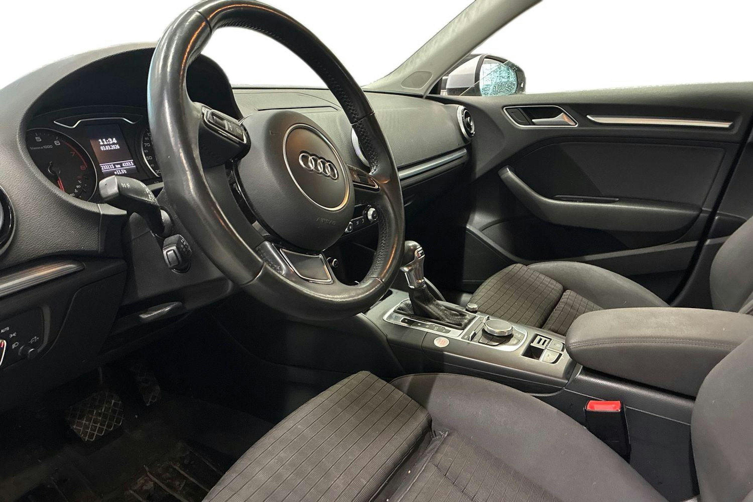 hopea Audi A3 2014 kuva 3.