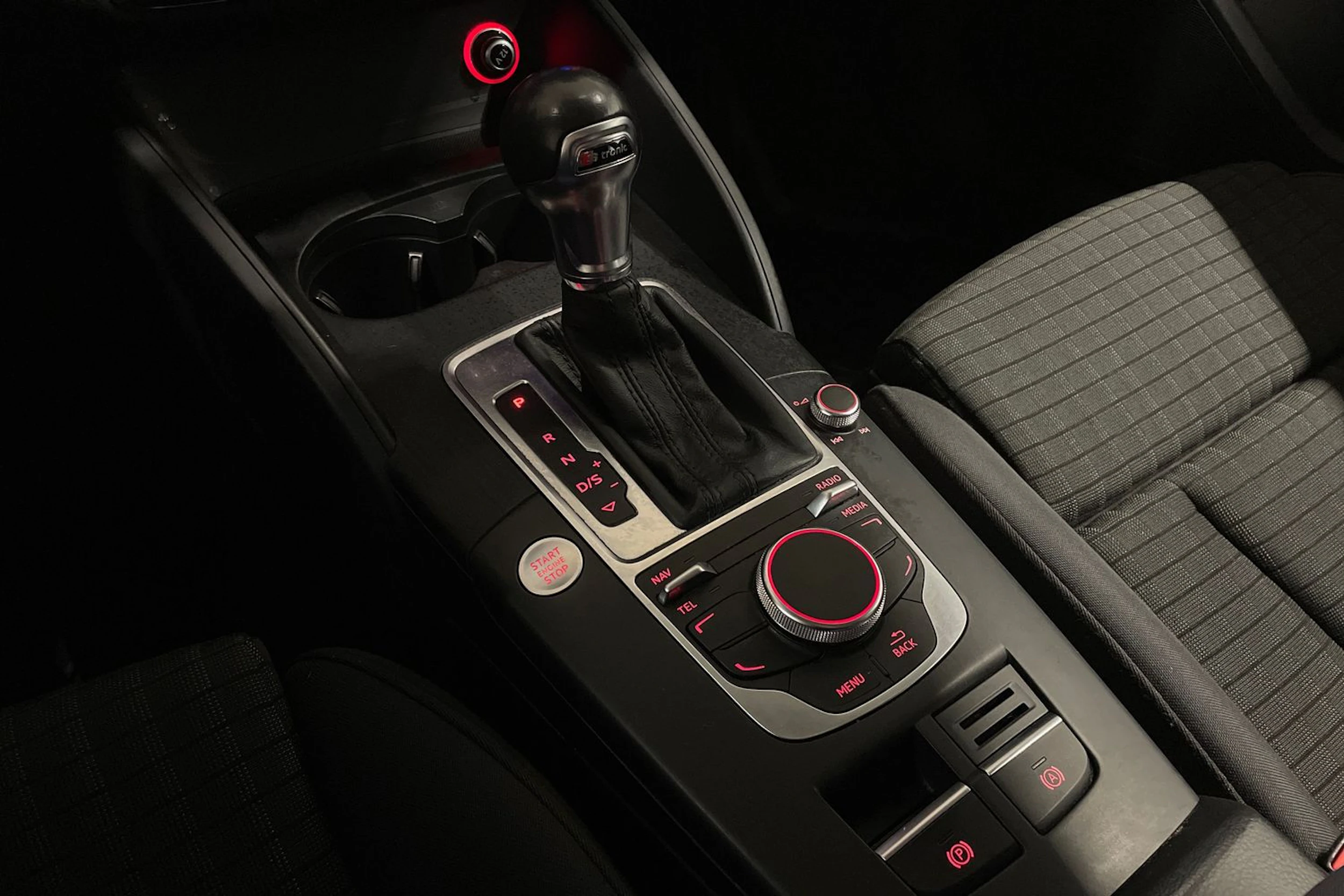 hopea Audi A3 2014 kuva 15.