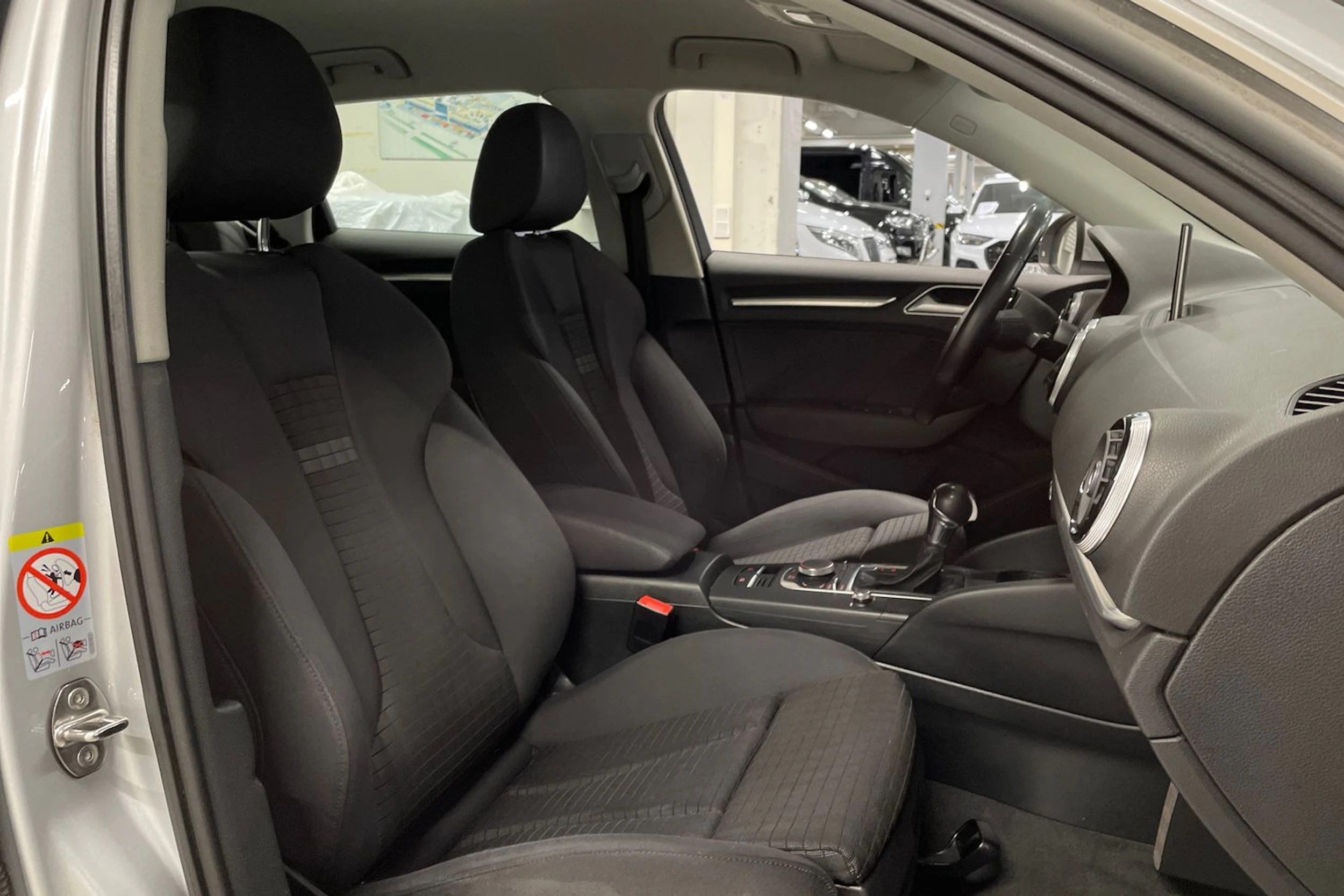 hopea Audi A3 2014 kuva 23.