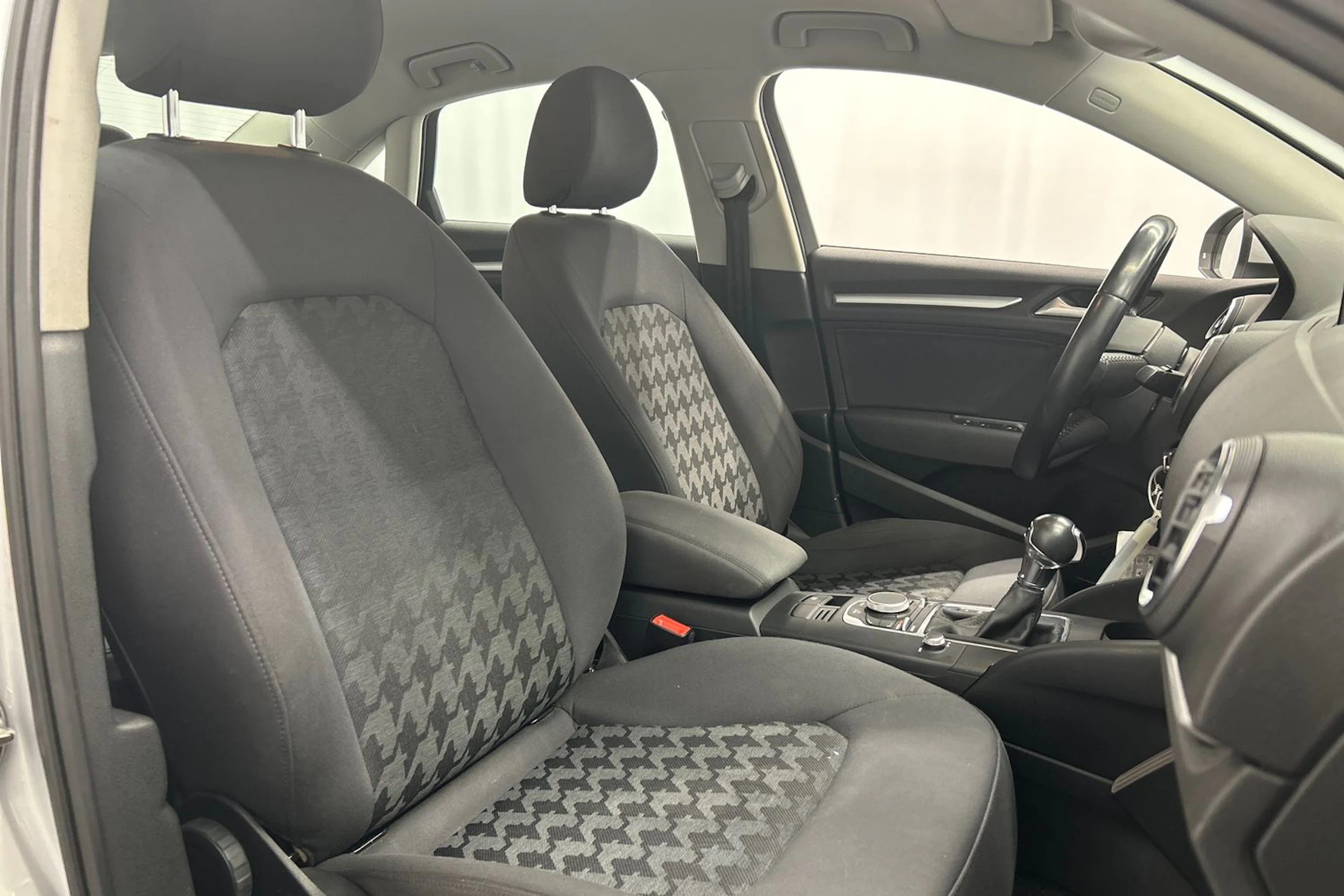 hopea Audi A3 2014 kuva 11.