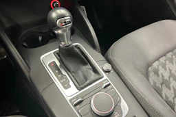 hopea Audi A3 2014 kuva 22.