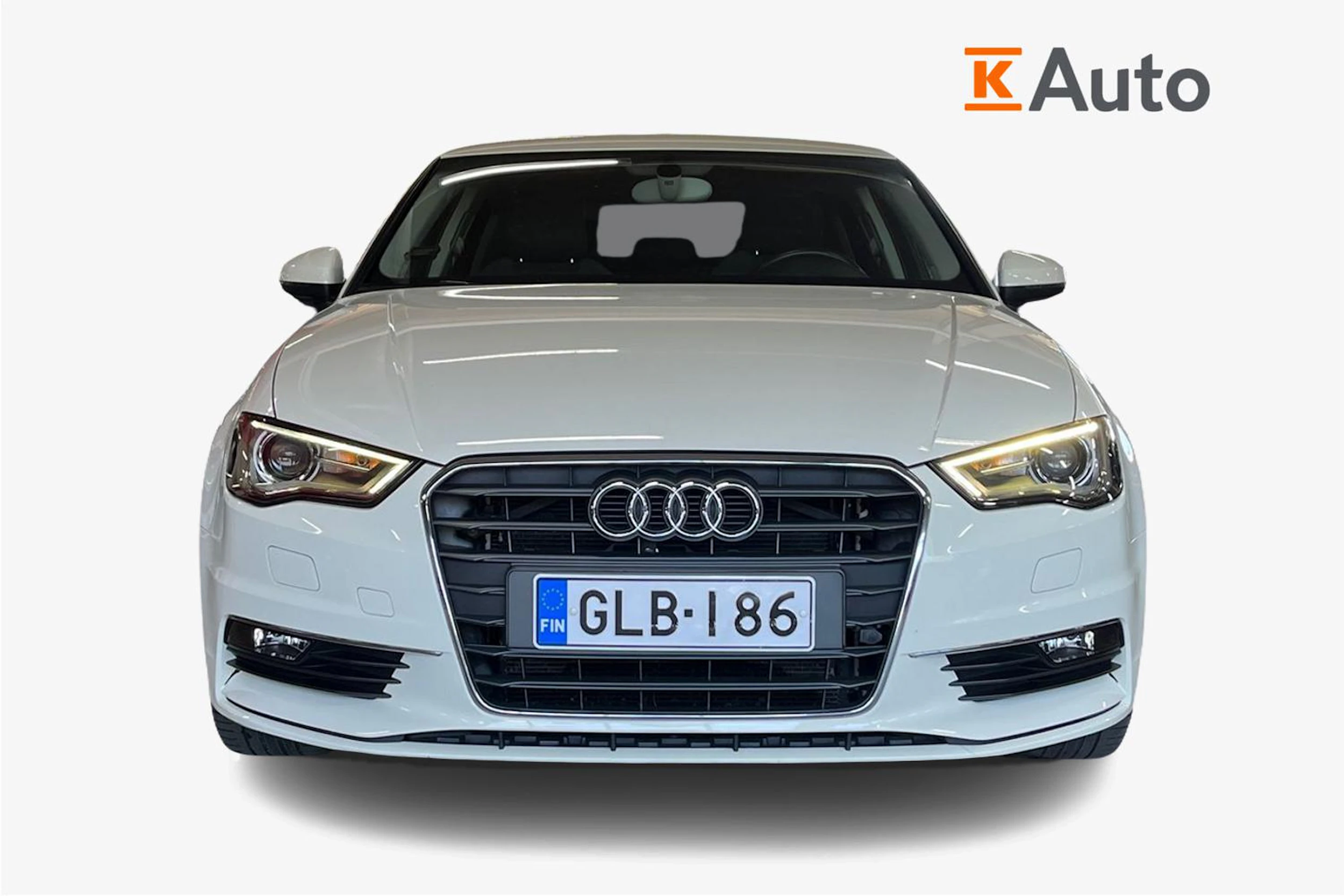 Valkoinen Audi A3 2014 kuva 4.
