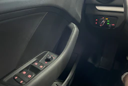 Valkoinen Audi A3 2014 kuva 19.
