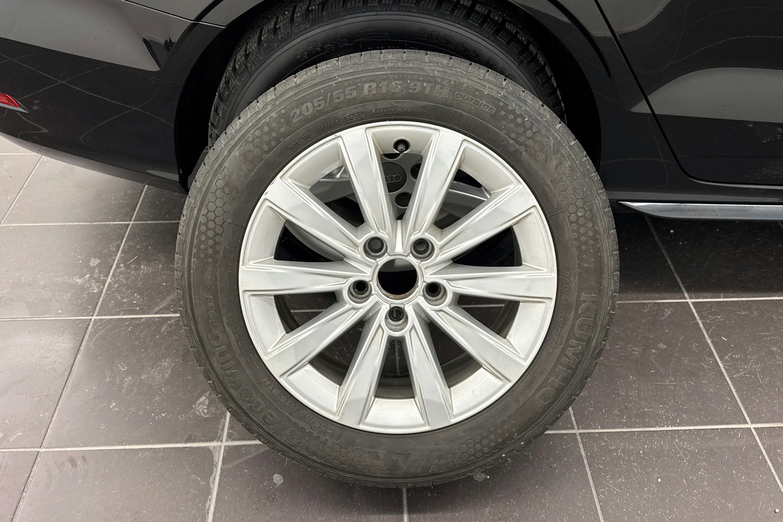 musta Audi A3 2015 kuva 10.