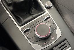 musta Audi A3 2015 kuva 18.