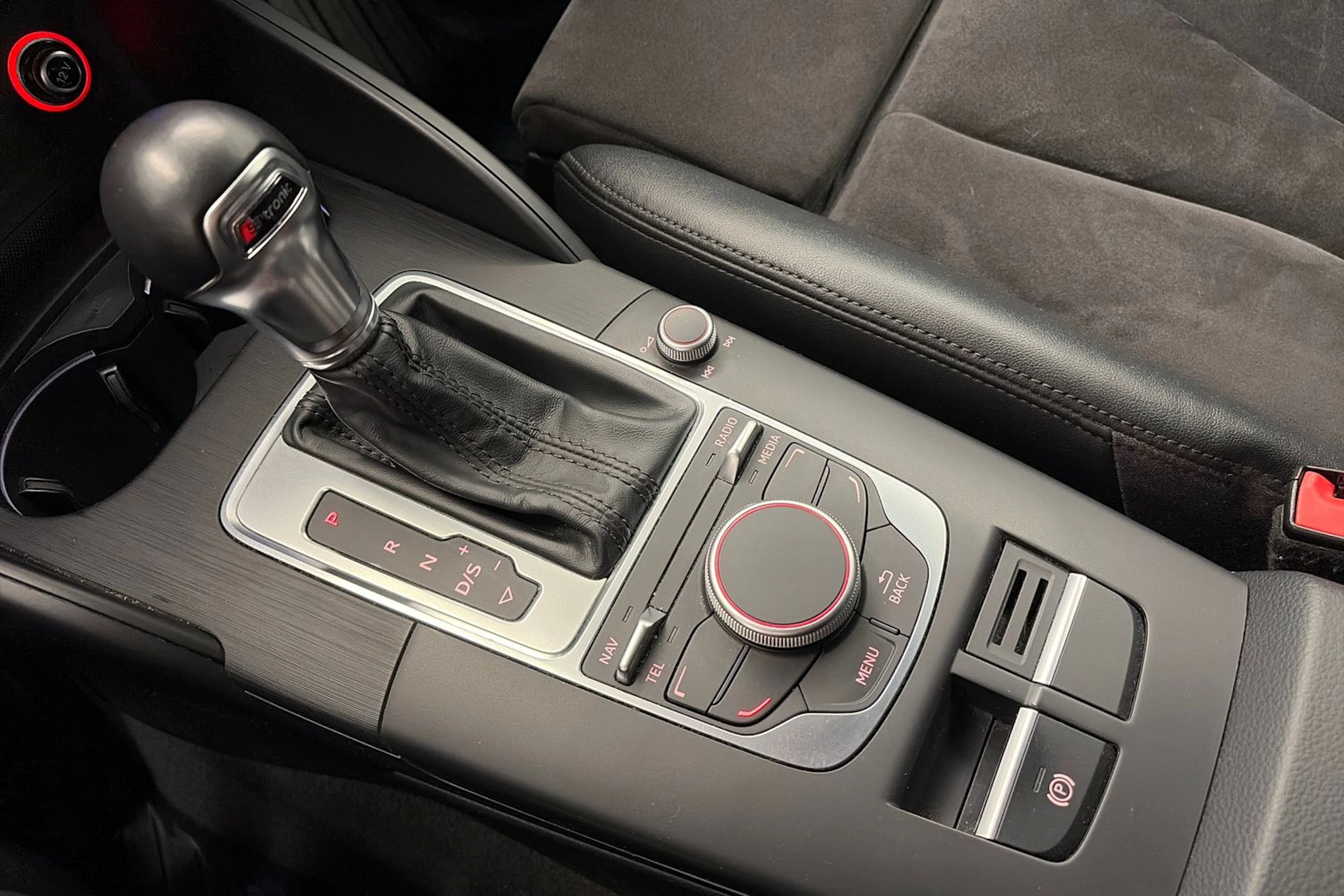musta Audi A3 2014 kuva 26.