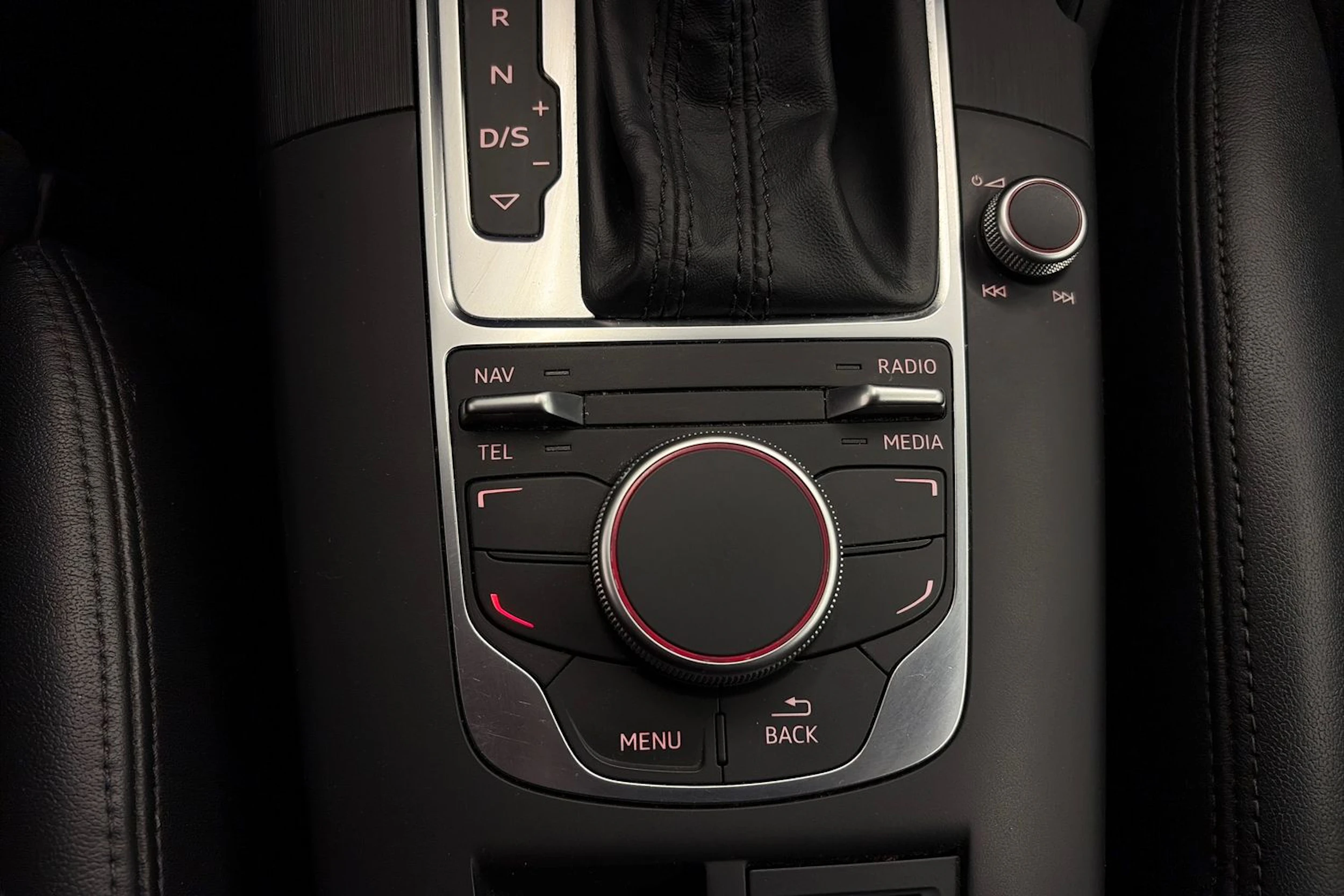 musta Audi A3 2014 kuva 27.