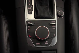 musta Audi A3 2014 kuva 27.