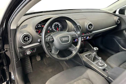 musta Audi A3 2014 kuva 6.