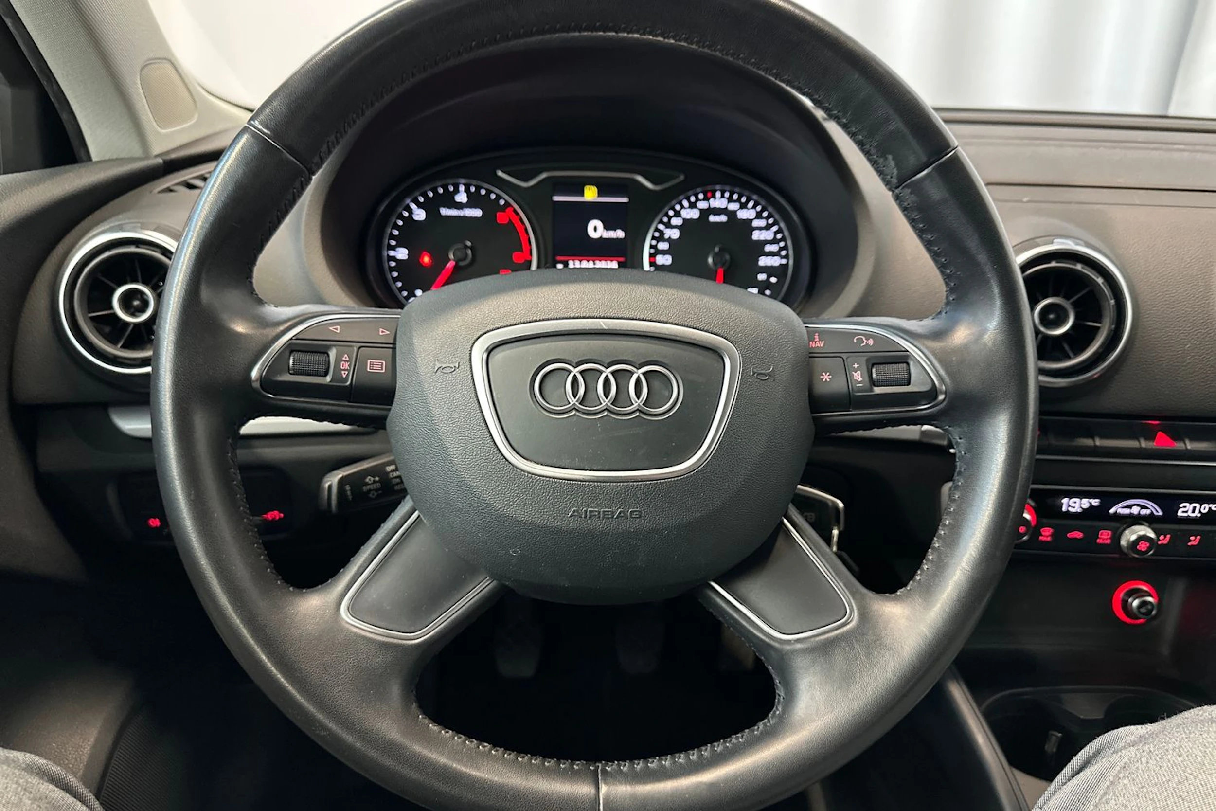 musta Audi A3 2014 kuva 14.