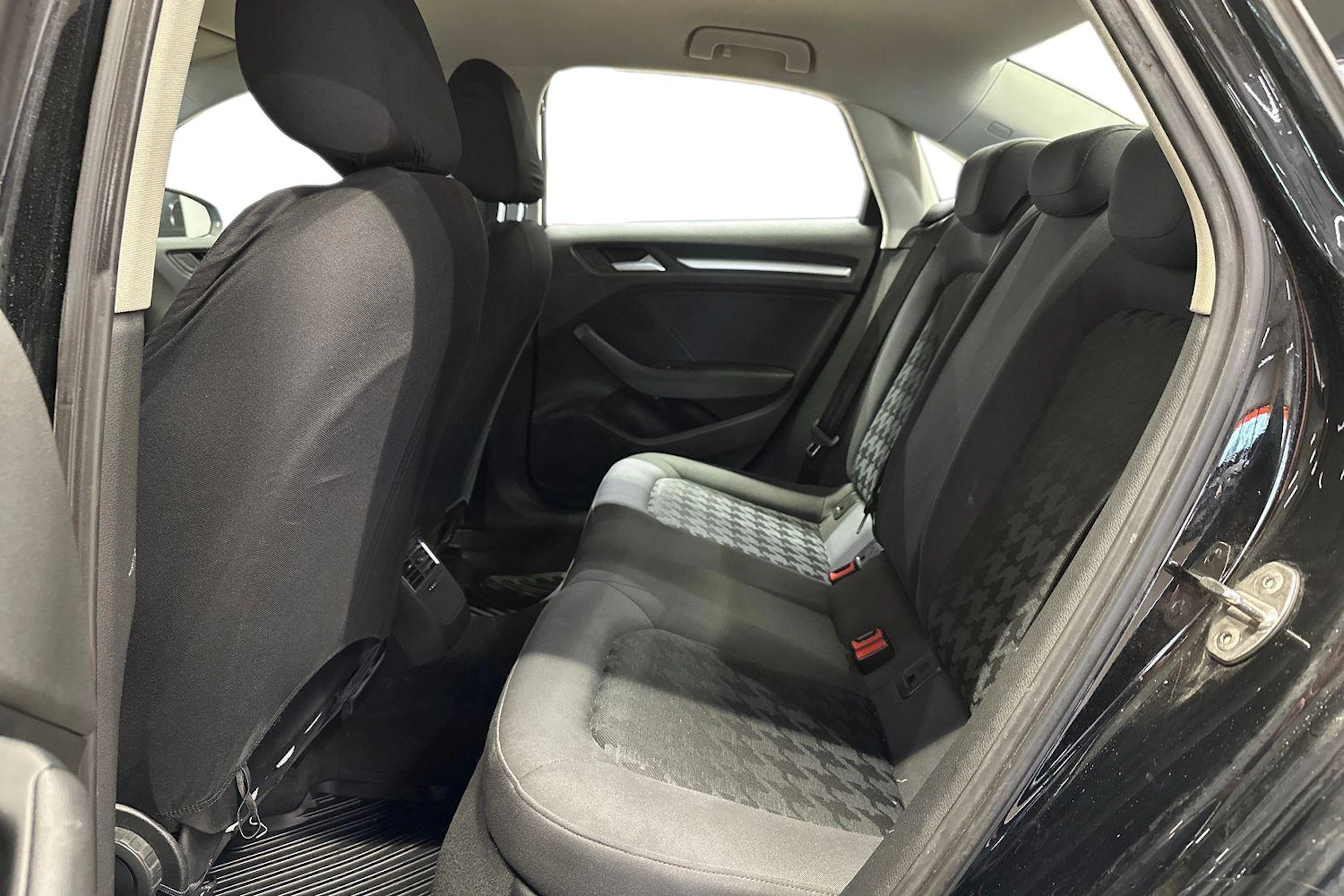 musta Audi A3 2014 kuva 8.