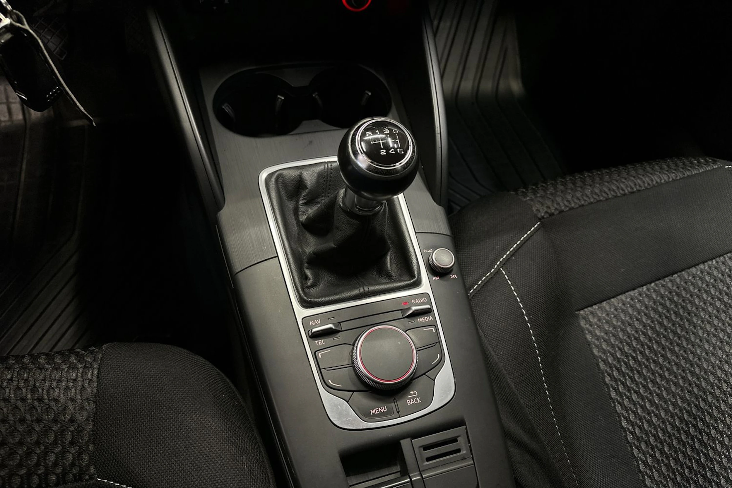 musta Audi A3 2014 kuva 13.