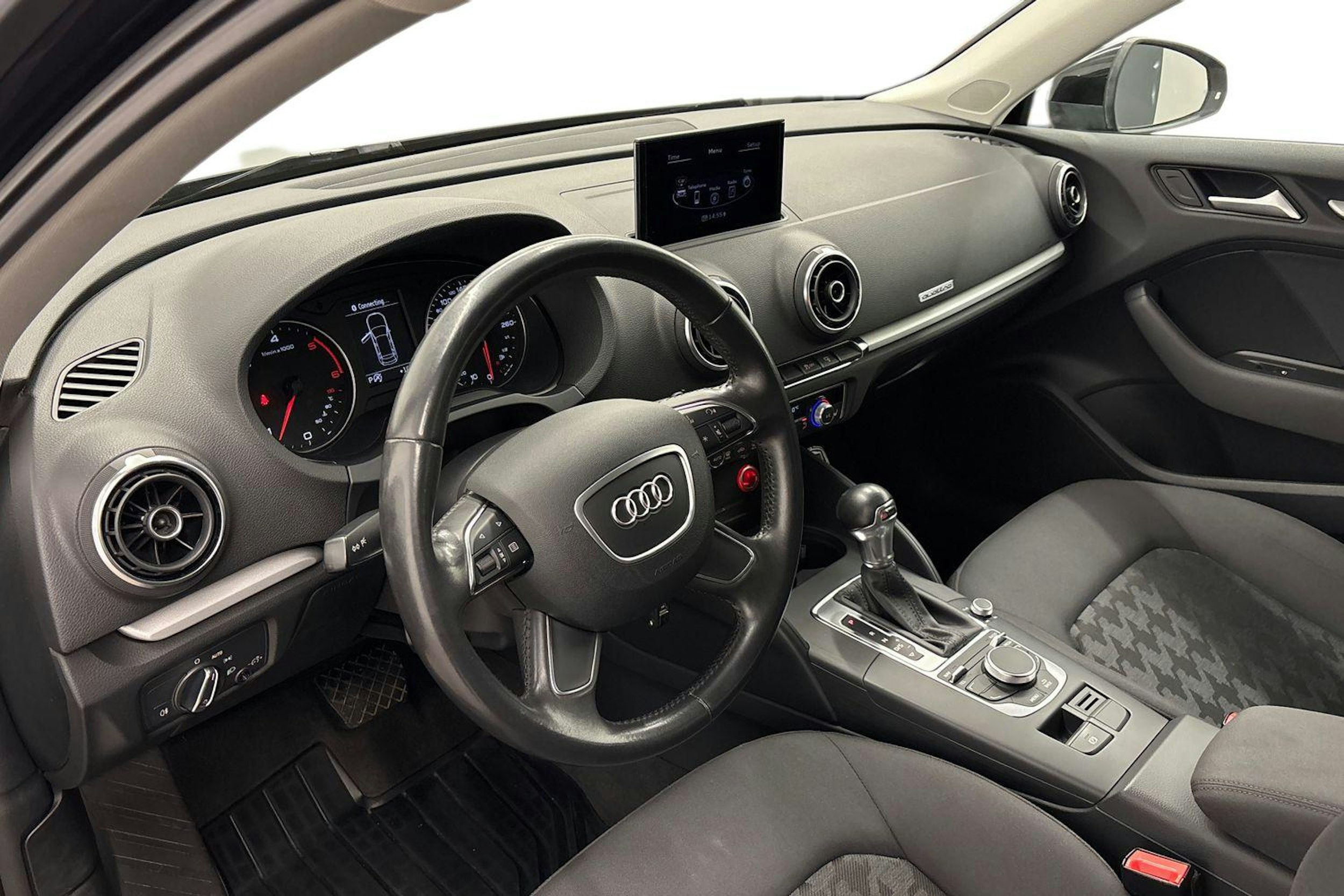 musta Audi A3 2014 kuva 7.