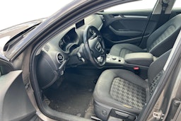 harmaa Audi A3 2015 kuva 3.