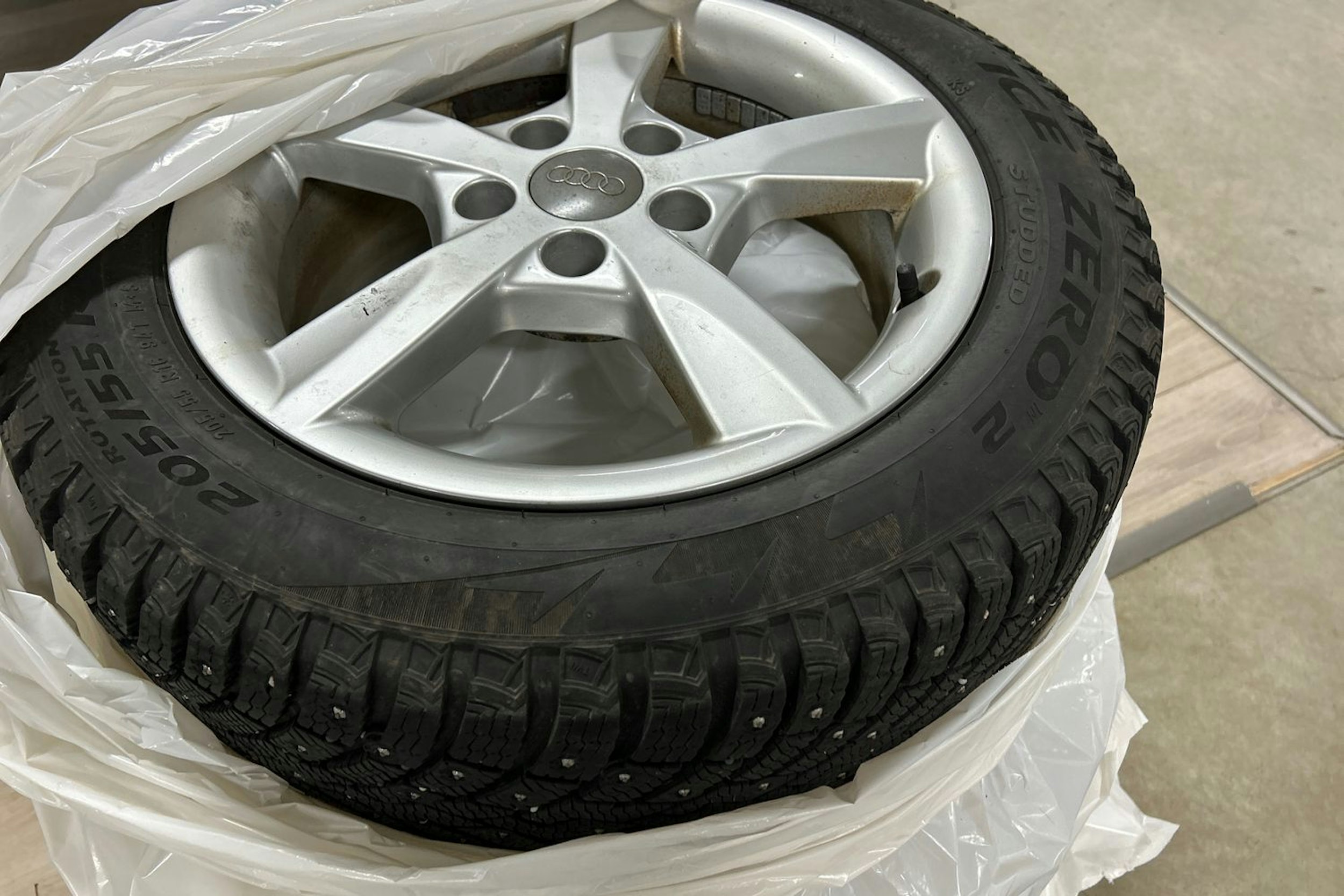 Hopea Audi A3 2014 kuva 13.