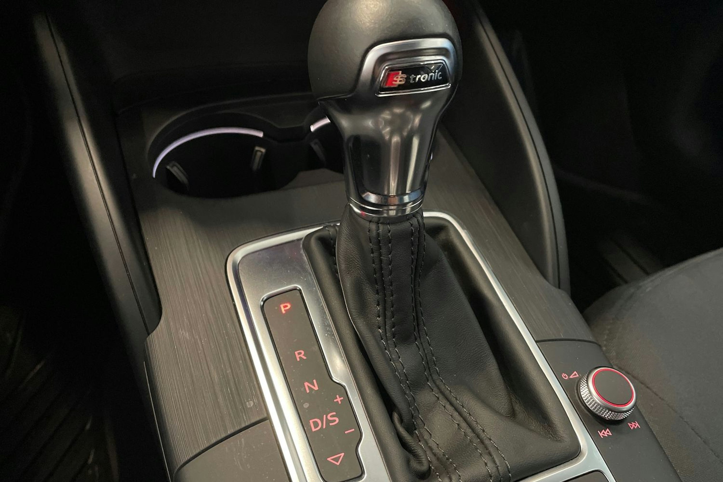 met. harmaa Audi A3 2014 kuva 26.