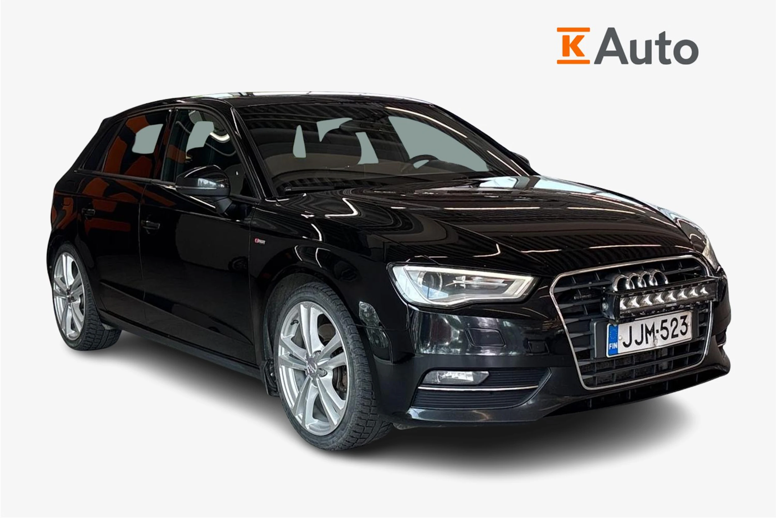 Musta Audi A3 2014 kuva 1.