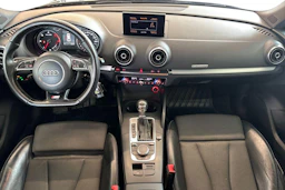 Musta Audi A3 2014 kuva 7.