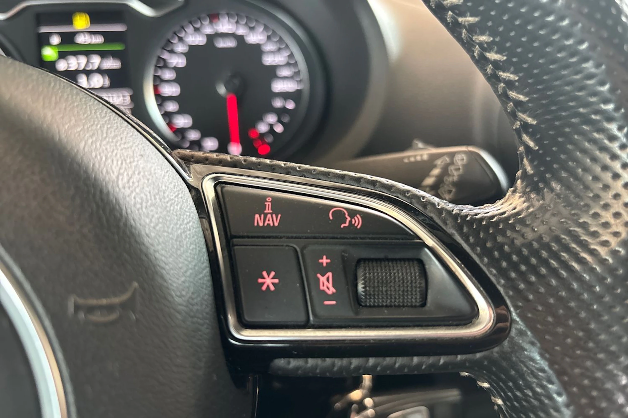 Musta Audi A3 2014 kuva 13.