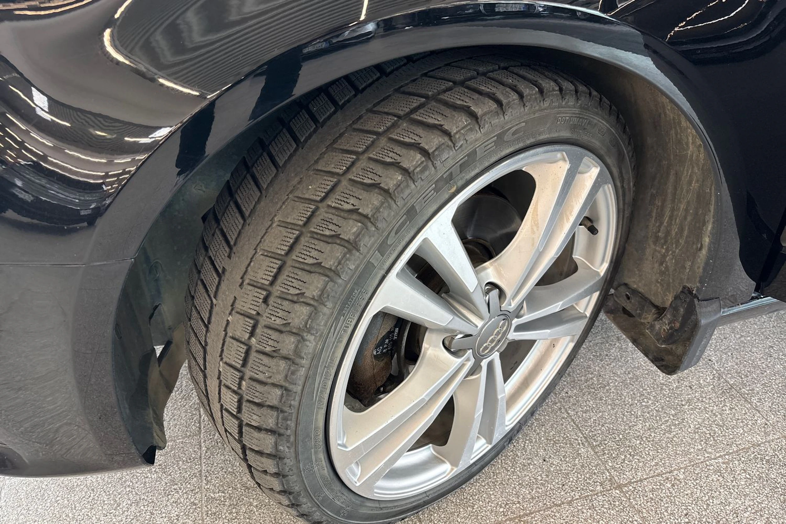 Musta Audi A3 2014 kuva 29.