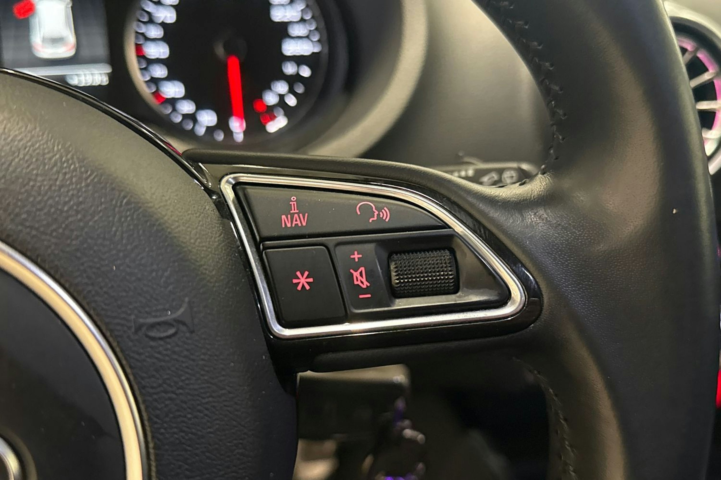 hopea Audi A3 2015 kuva 14.