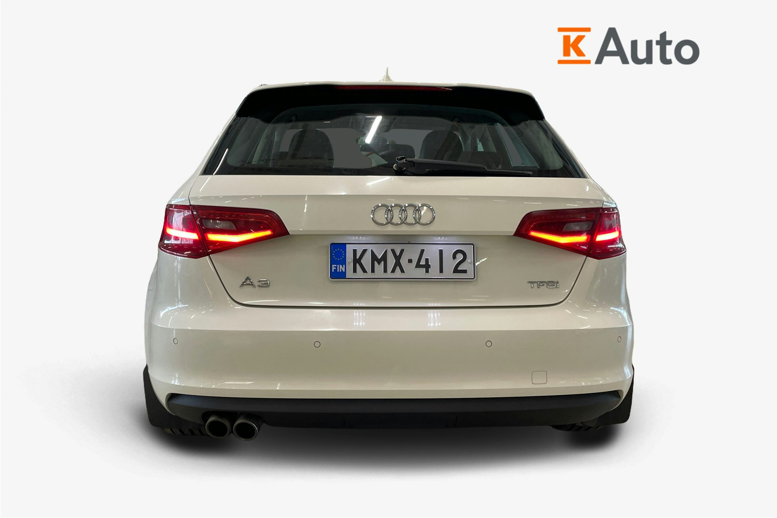 valkoinen Audi A3 2014 kuva 3.