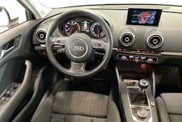 valkoinen Audi A3 2014 kuva 9.