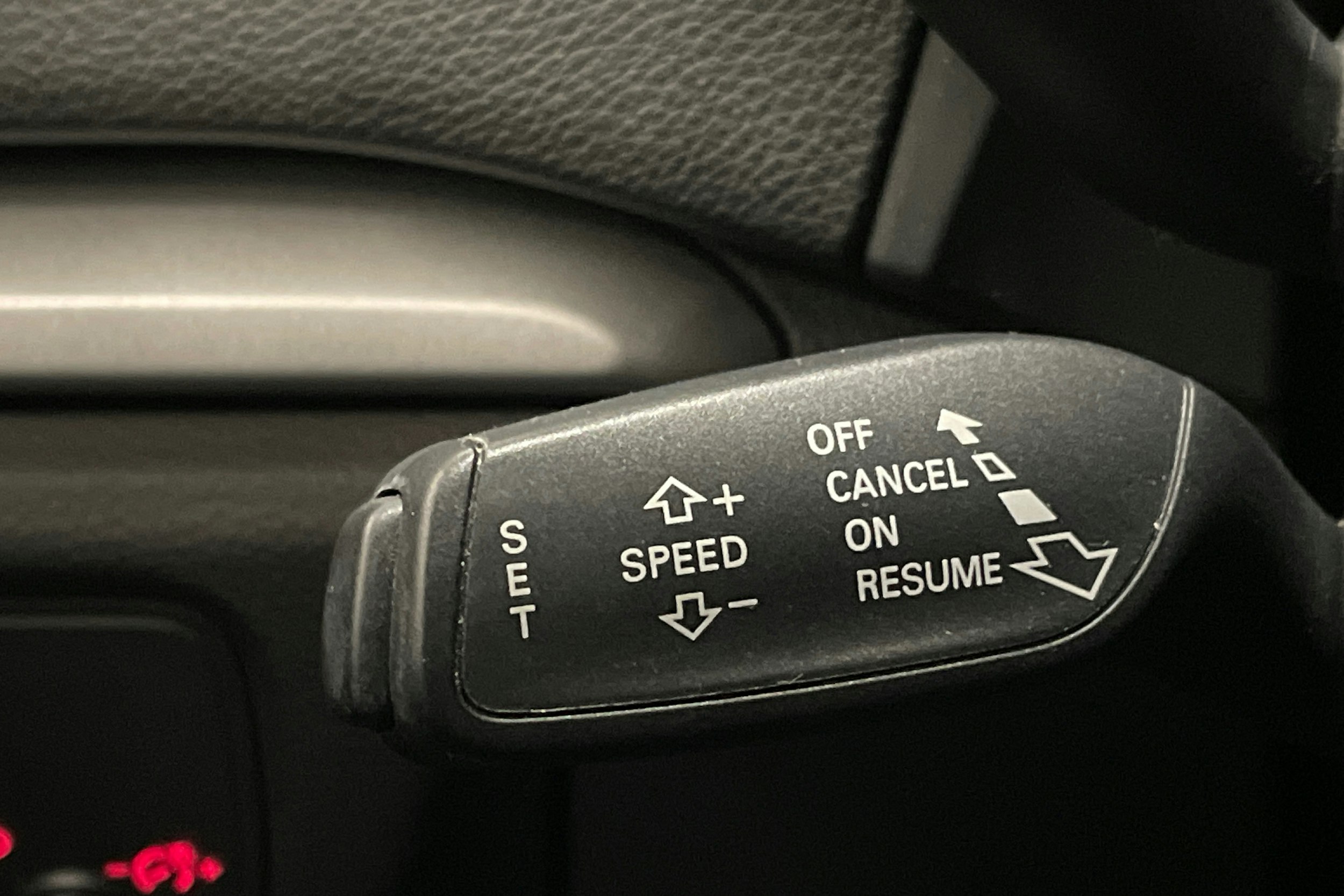 valkoinen Audi A3 2014 kuva 18.