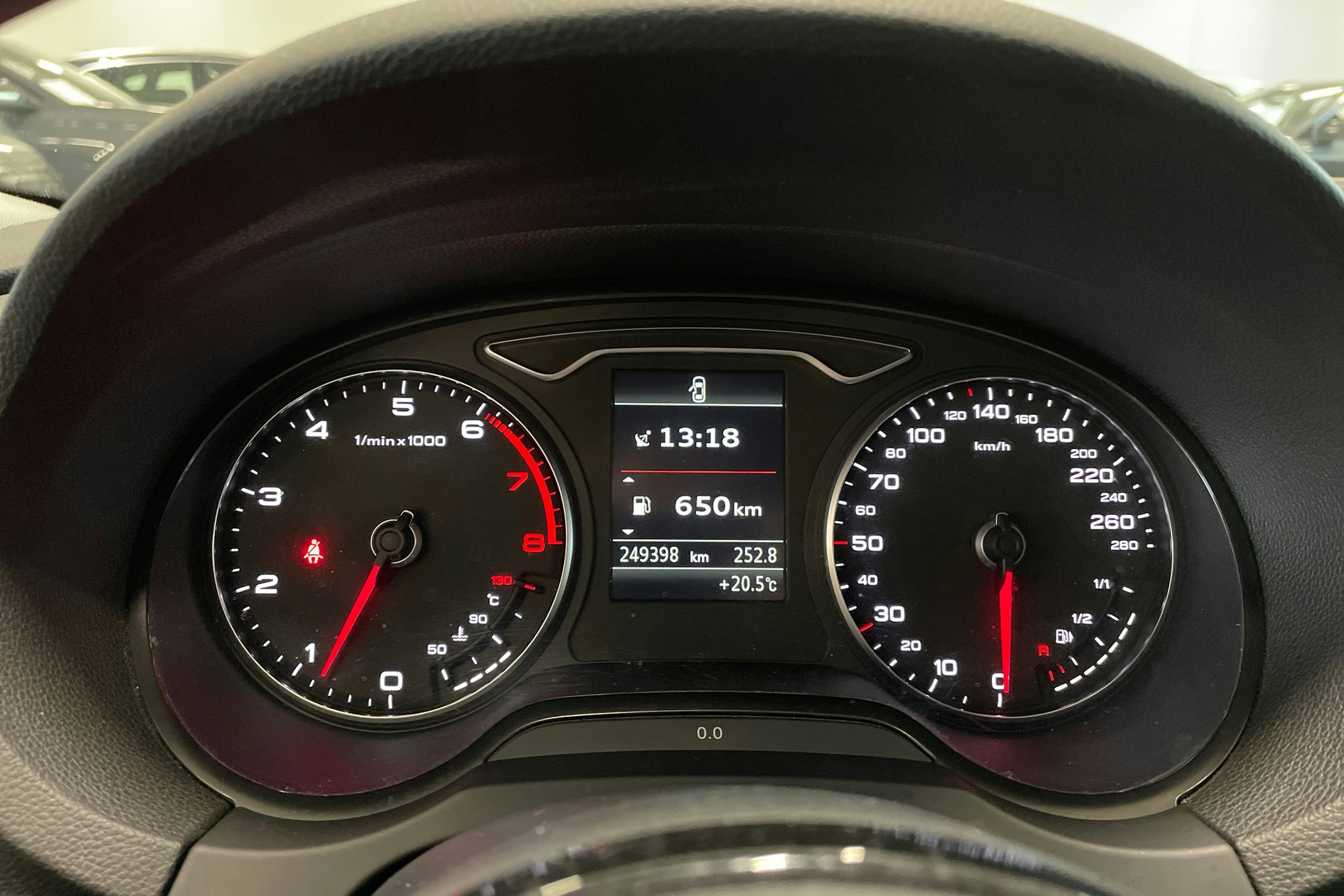 valkoinen Audi A3 2014 kuva 19.