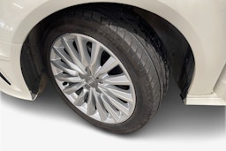 valkoinen Audi A3 2014 kuva 11.