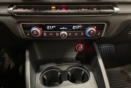 valkoinen Audi A3 2014 kuva 20.