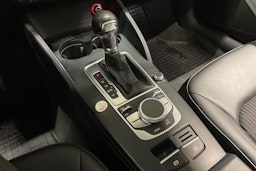 valkoinen Audi A3 2014 kuva 21.