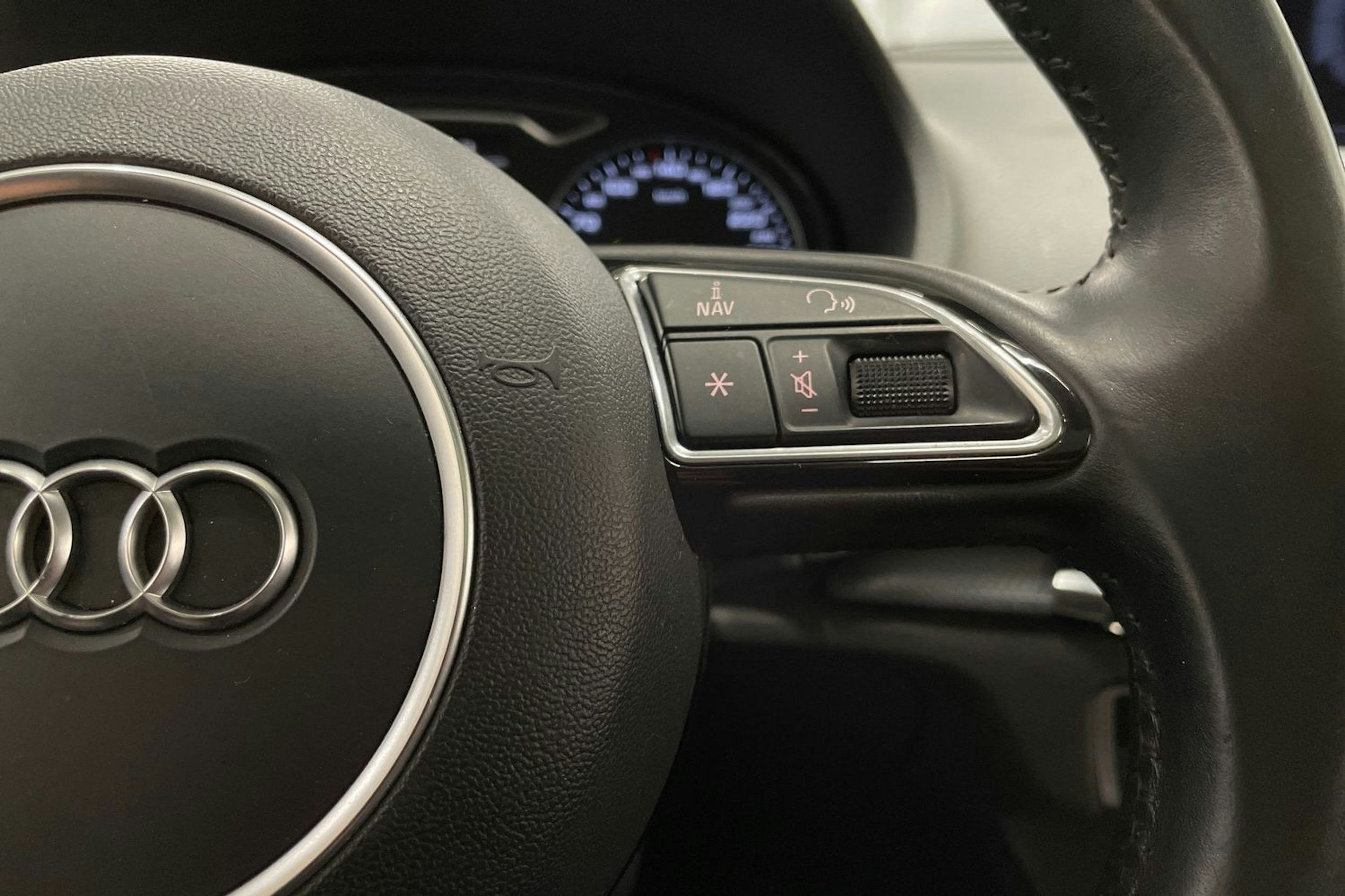 valkoinen Audi A3 2014 kuva 25.