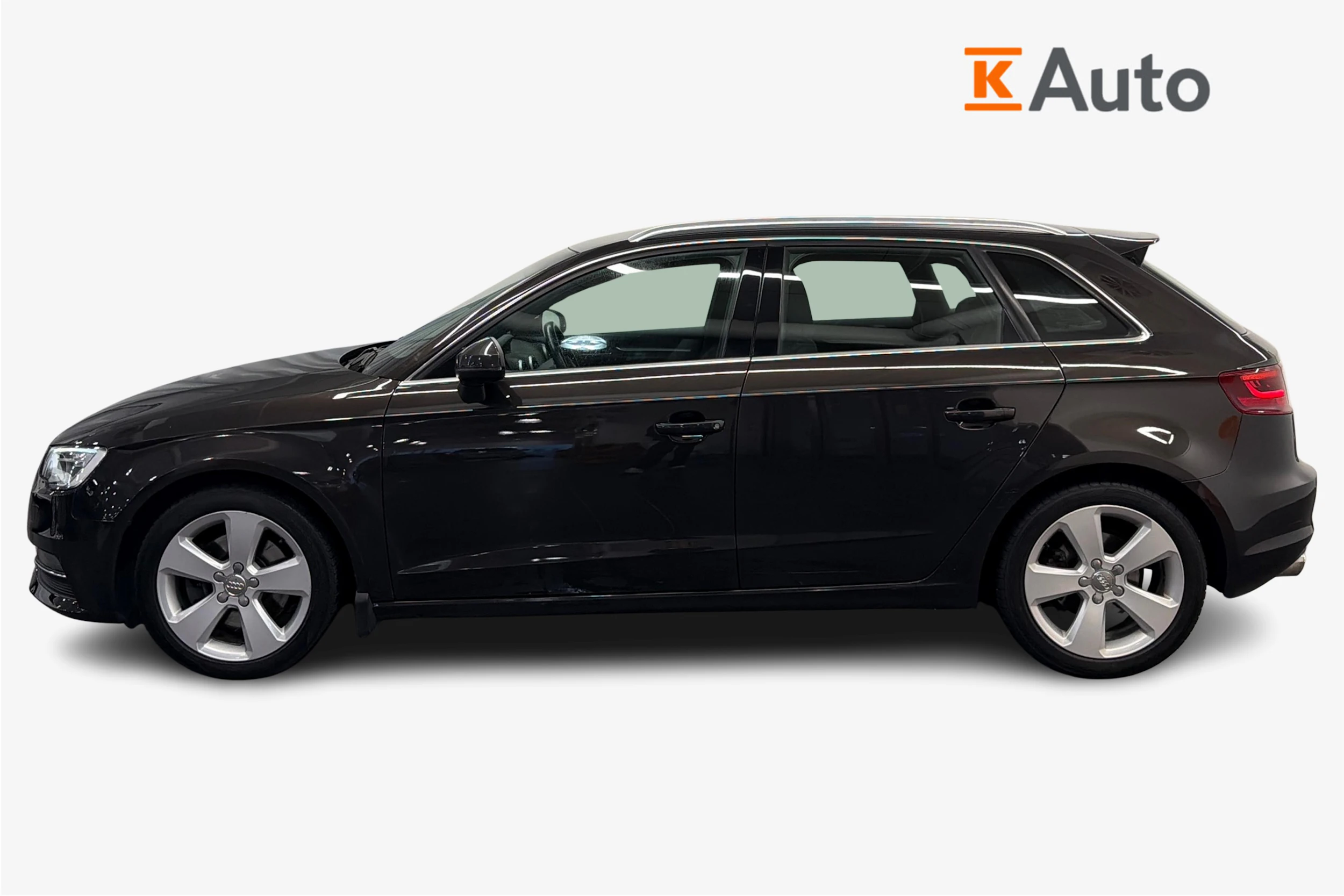 ruskea (beige) Audi A3 2014 kuva 5.