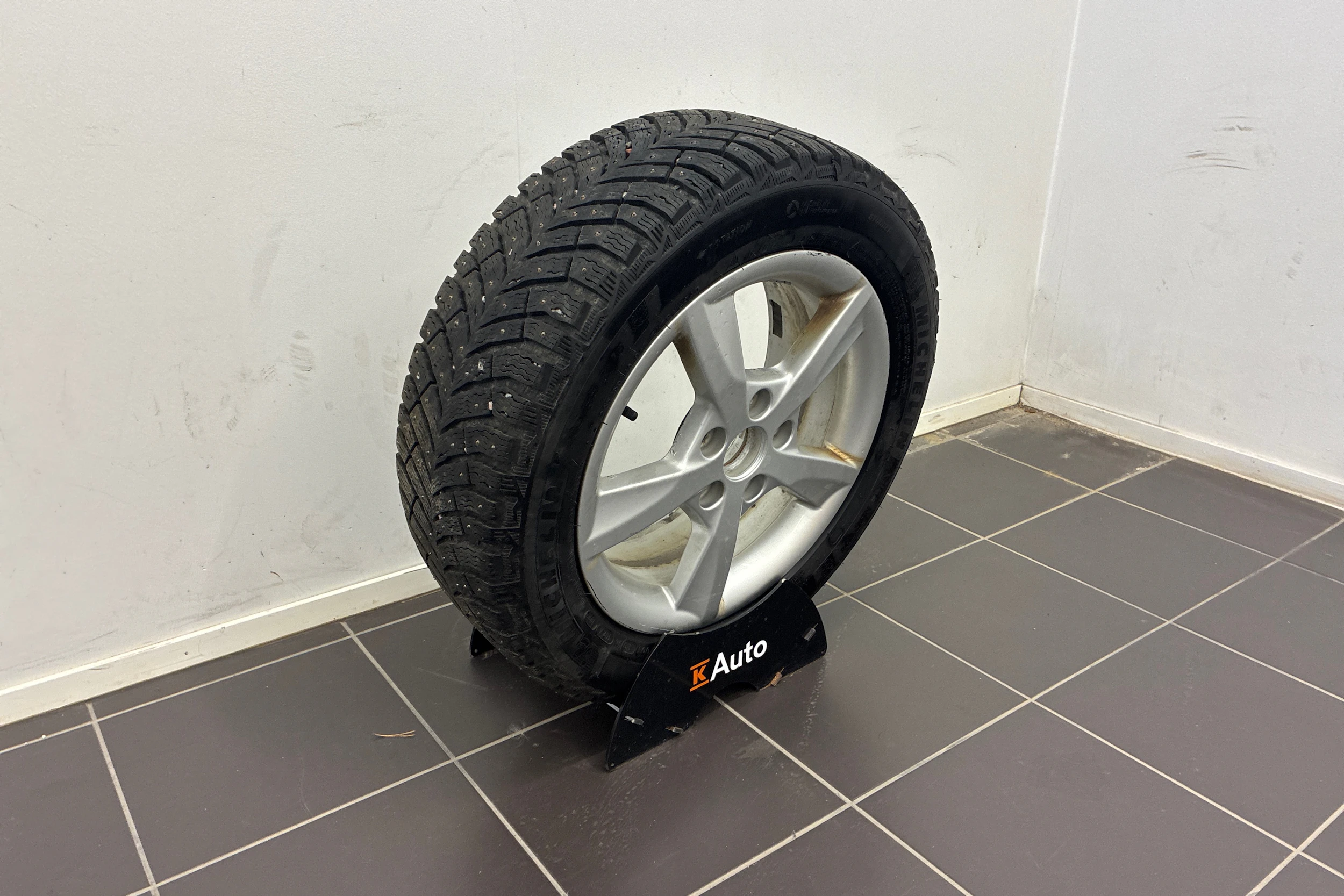 Sininen Audi A3 2014 kuva 10.