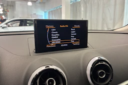 Sininen Audi A3 2014 kuva 18.