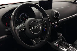 punainen Audi A3 2014 kuva 6.