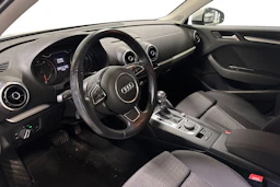 valkoinen Audi A3 2014 kuva 3.