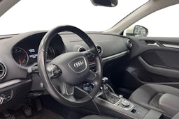 Valkoinen Audi A3 2014 kuva 7.