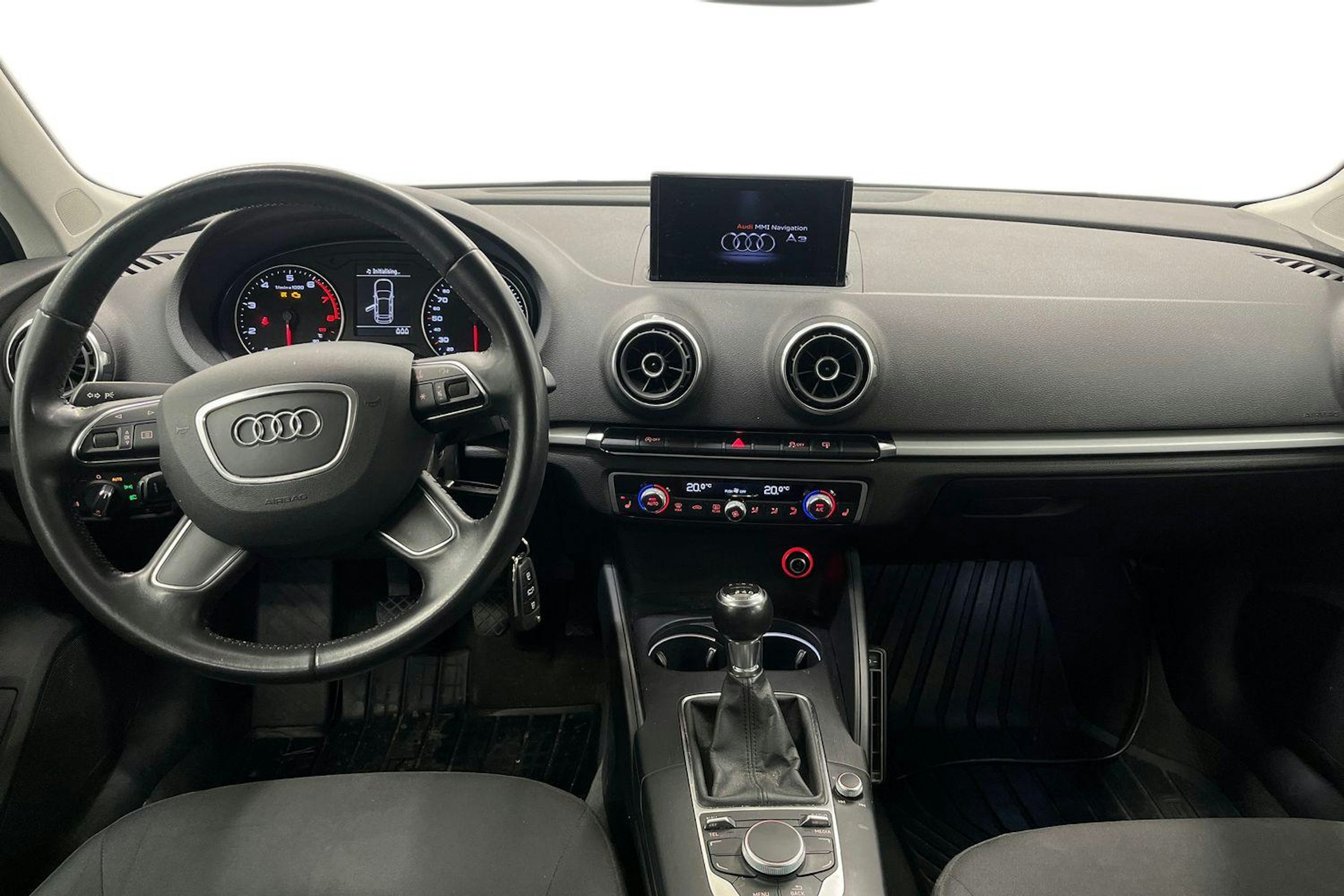 Valkoinen Audi A3 2014 kuva 9.