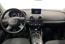 Valkoinen Audi A3 2014 kuva 9.