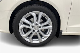 Valkoinen Audi A3 2014 kuva 11.